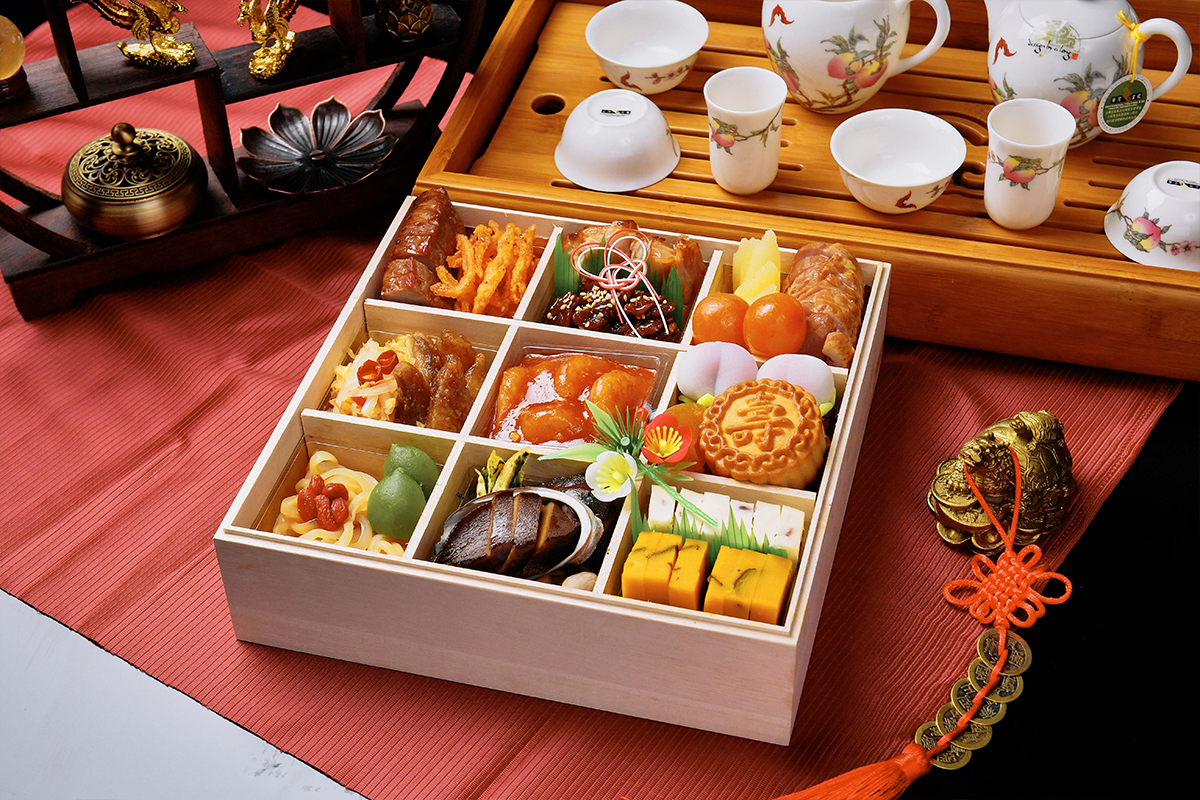 中国料理 一段重 彩華